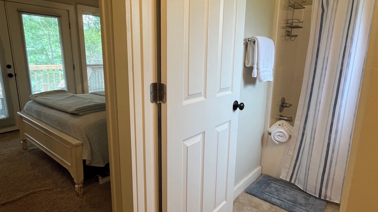 Photo of Bedroom in Crane Hill