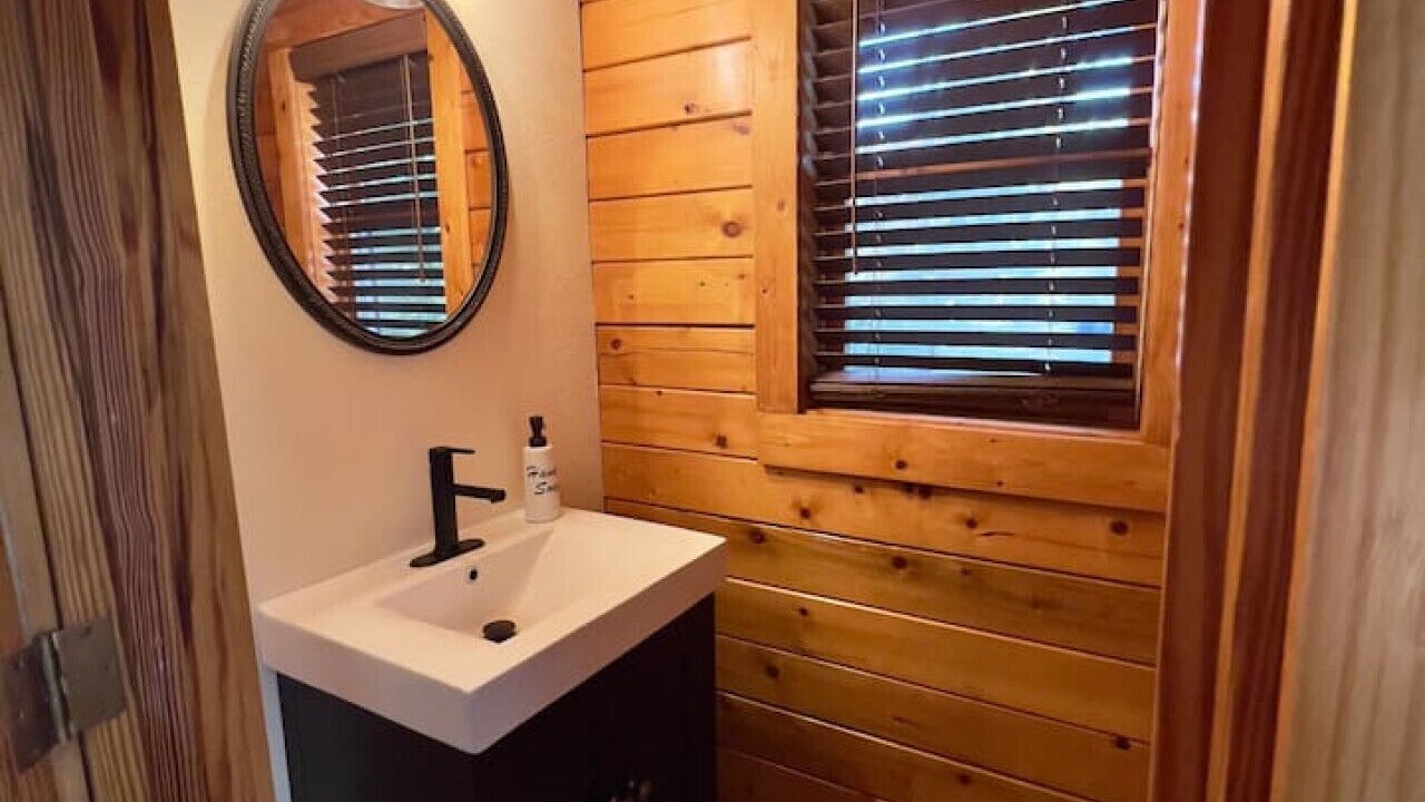 Photo of Bathroom in Lampe