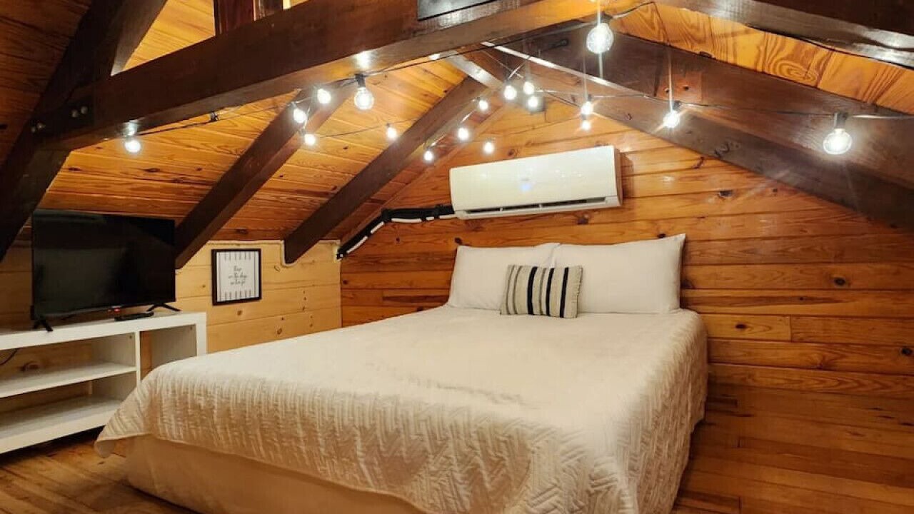 Photo of Bedroom in Lampe