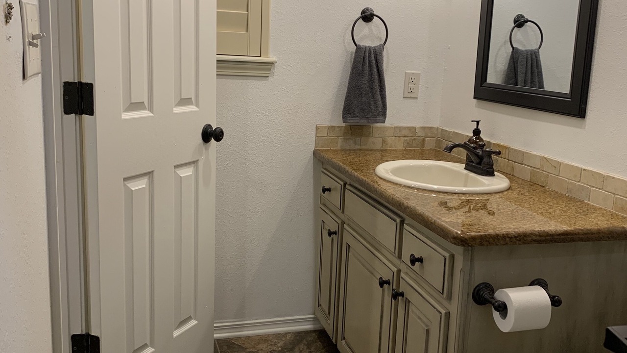 Photo of Bathroom in Mountainburg