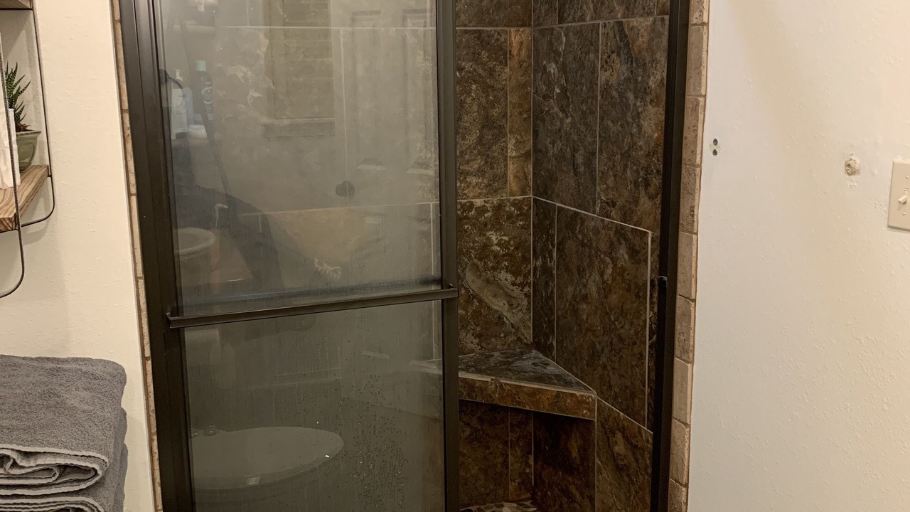 Photo of Bathroom in Mountainburg