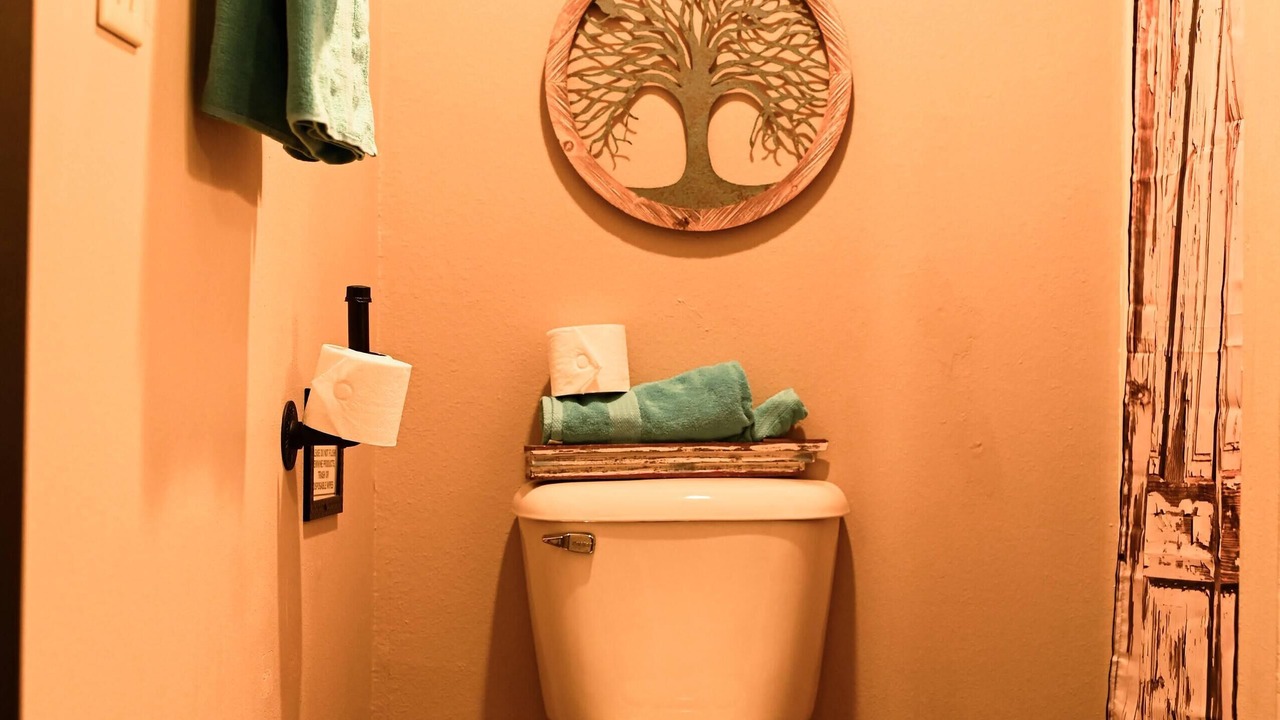 Photo of Bathroom in Uncertain
