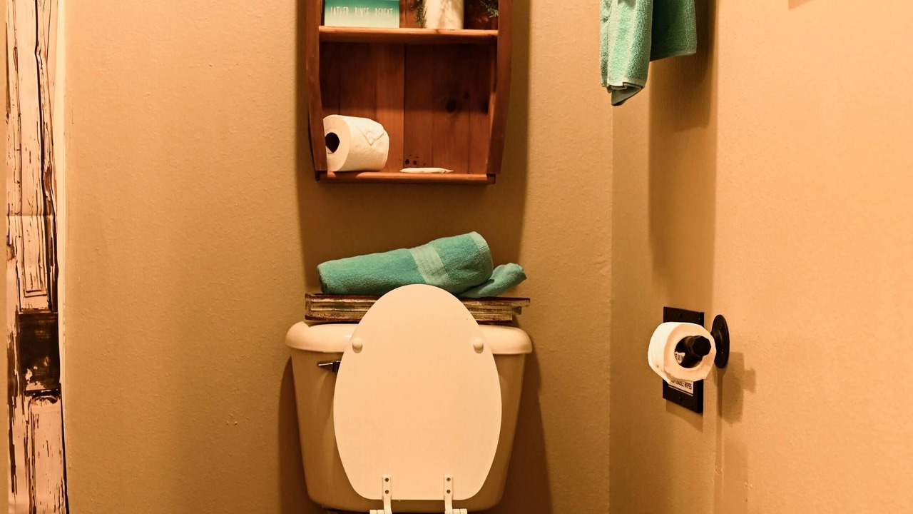 Photo of Bathroom in Uncertain