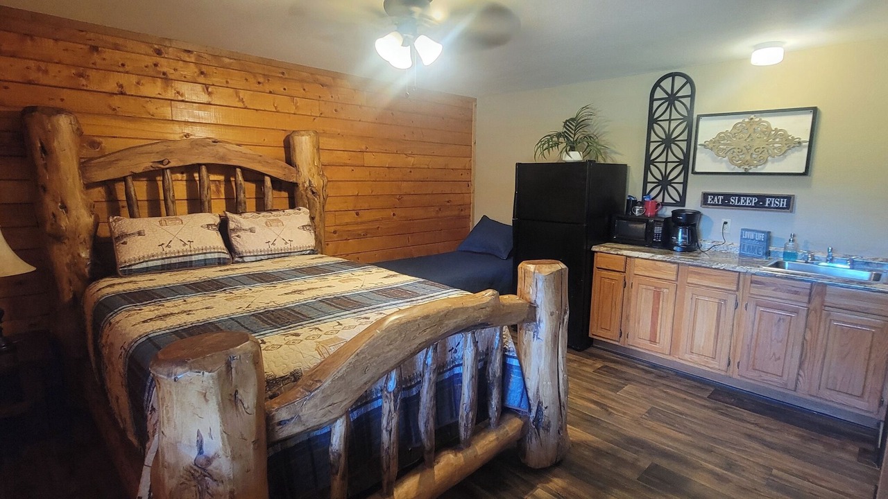 Photo of Bedroom in Uncertain