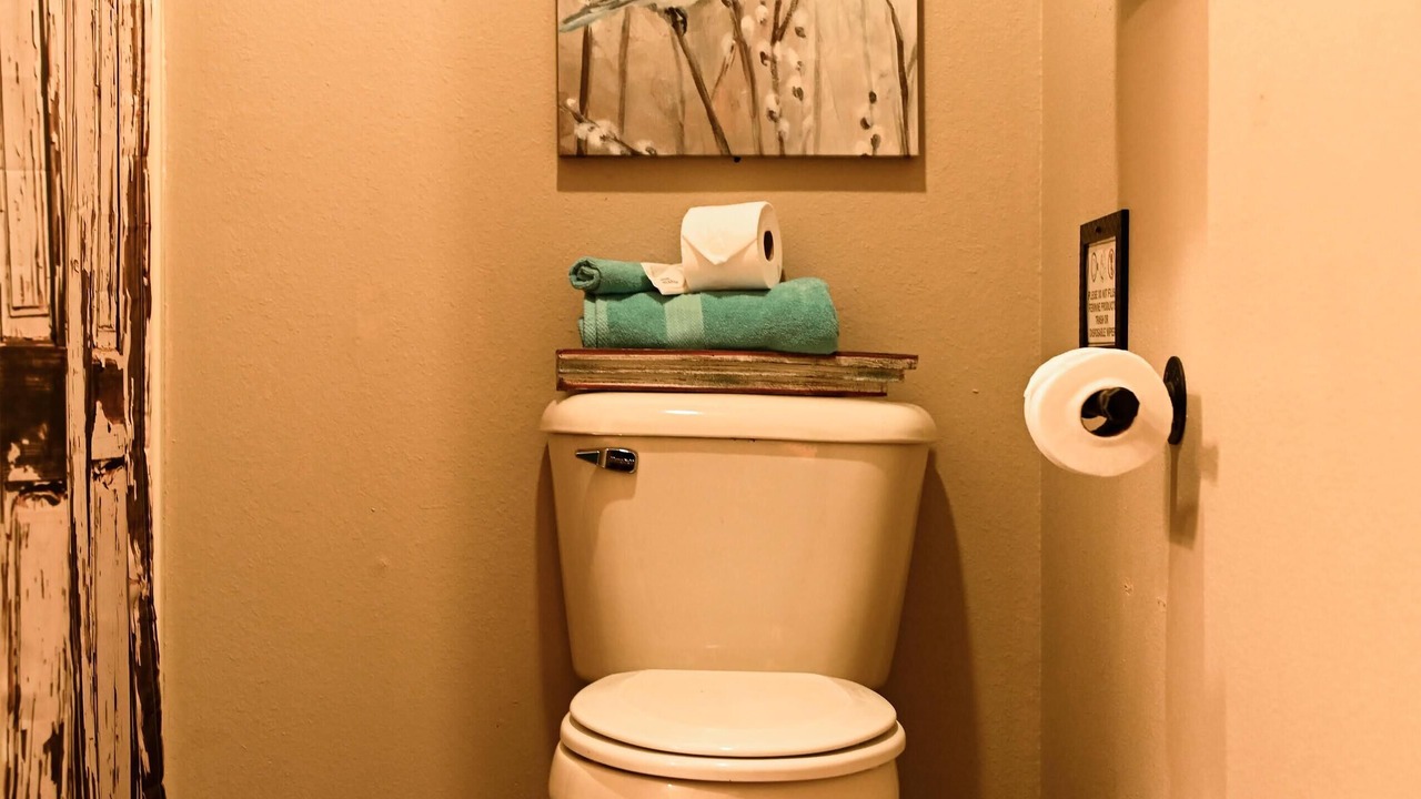 Photo of Bathroom in Uncertain