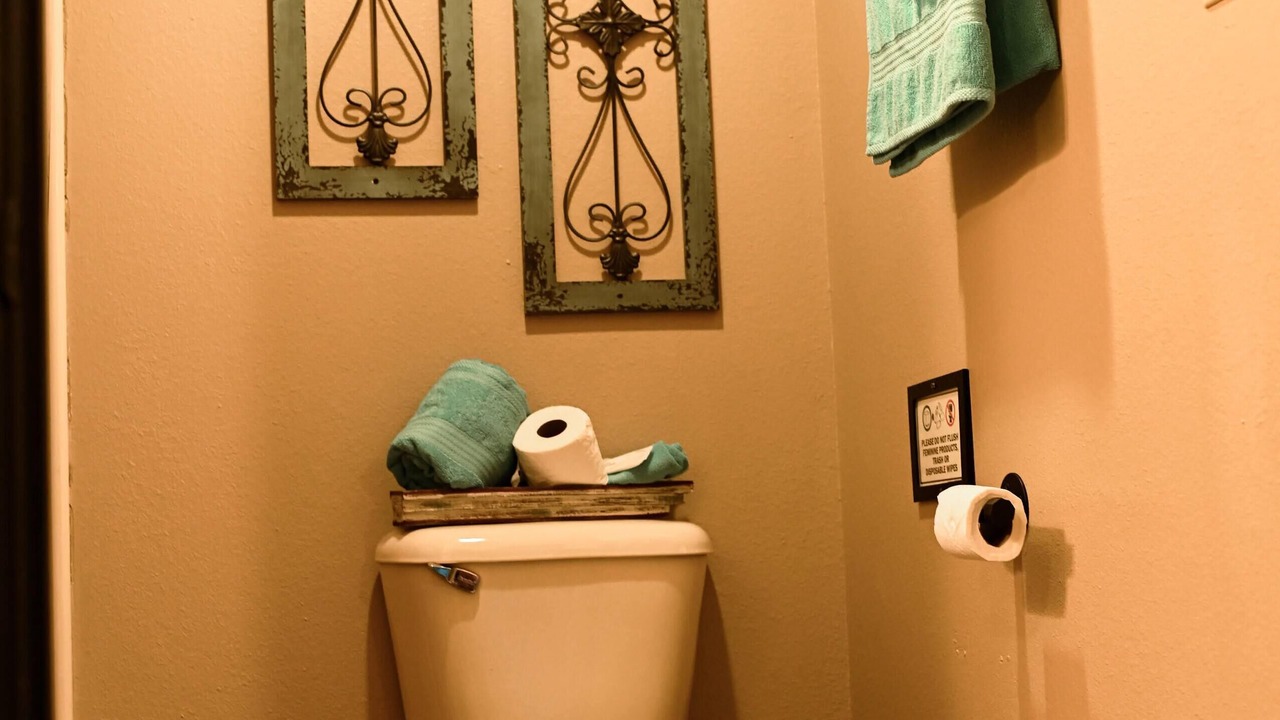 Photo of Bathroom in Uncertain