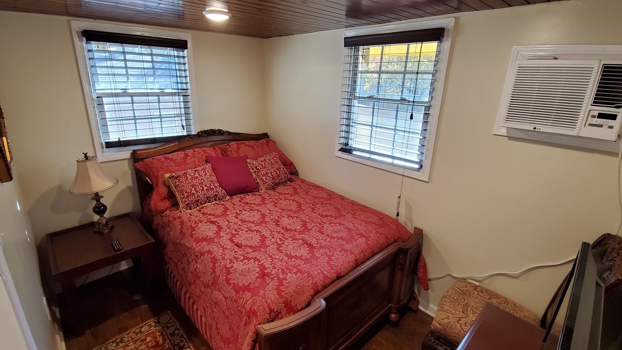 Photo of Bedroom in McDonough