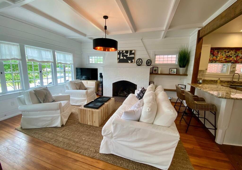 Photo of Livingroom in Cape Charles