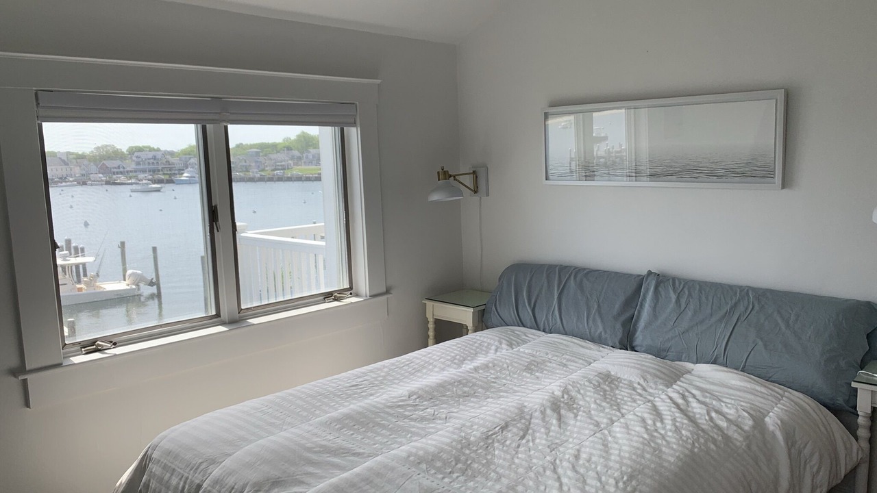 Photo of Bedroom in Oak Bluffs