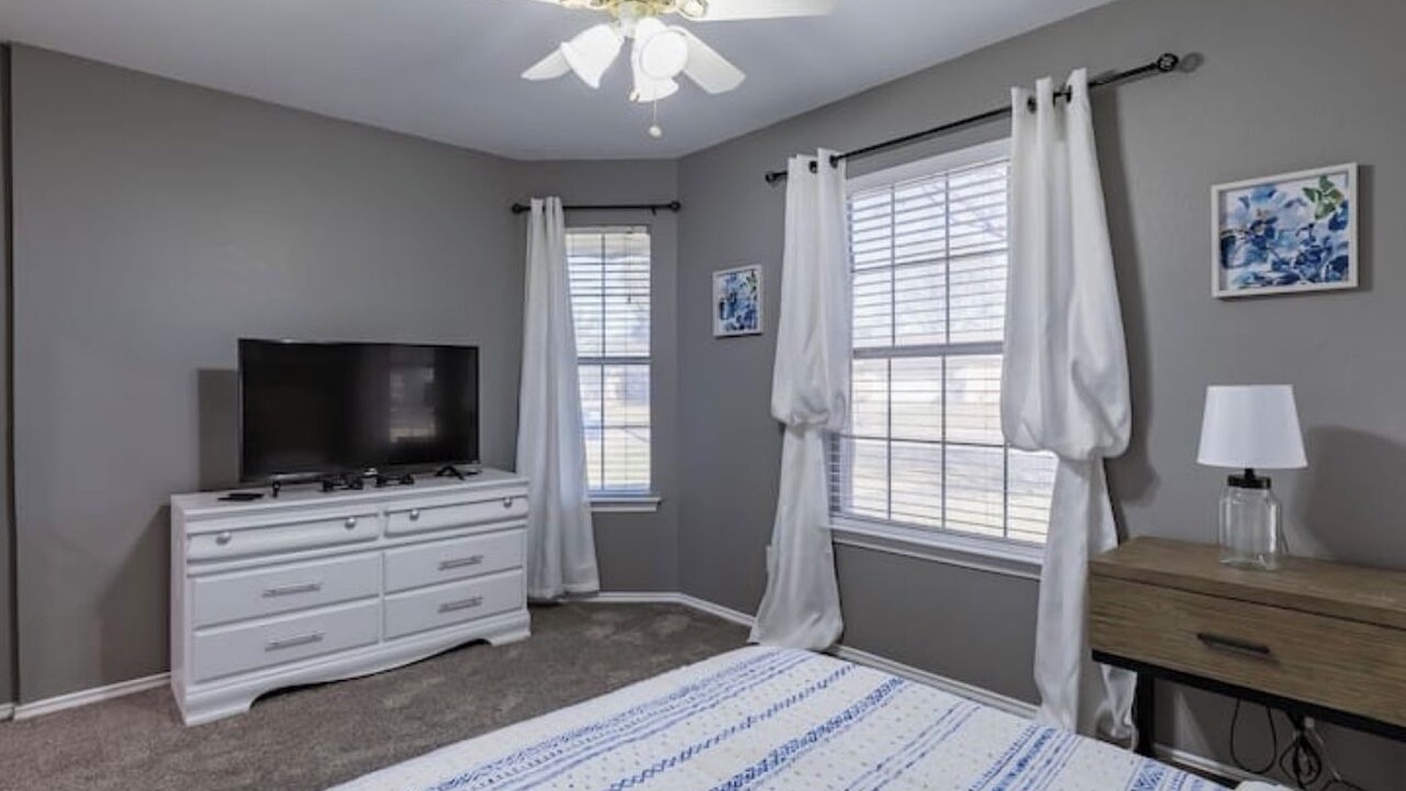 Photo of Bedroom in Red Oak