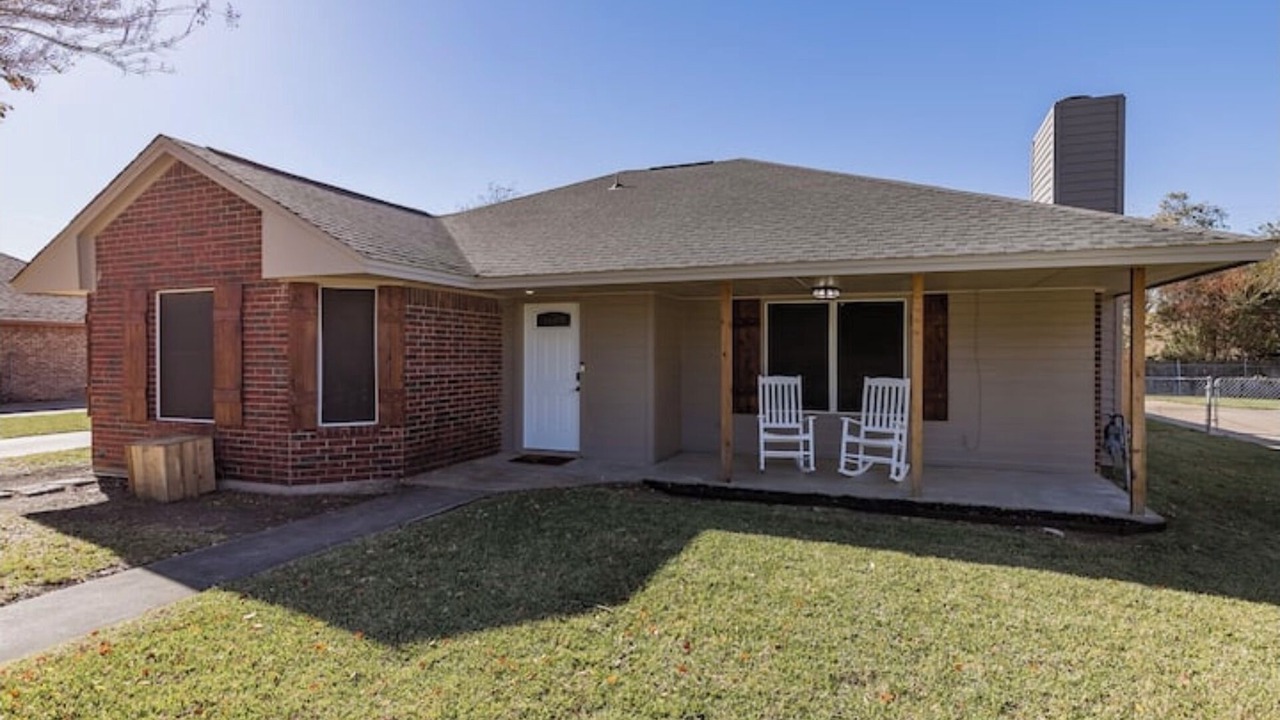 Photo of Outdoor in Red Oak