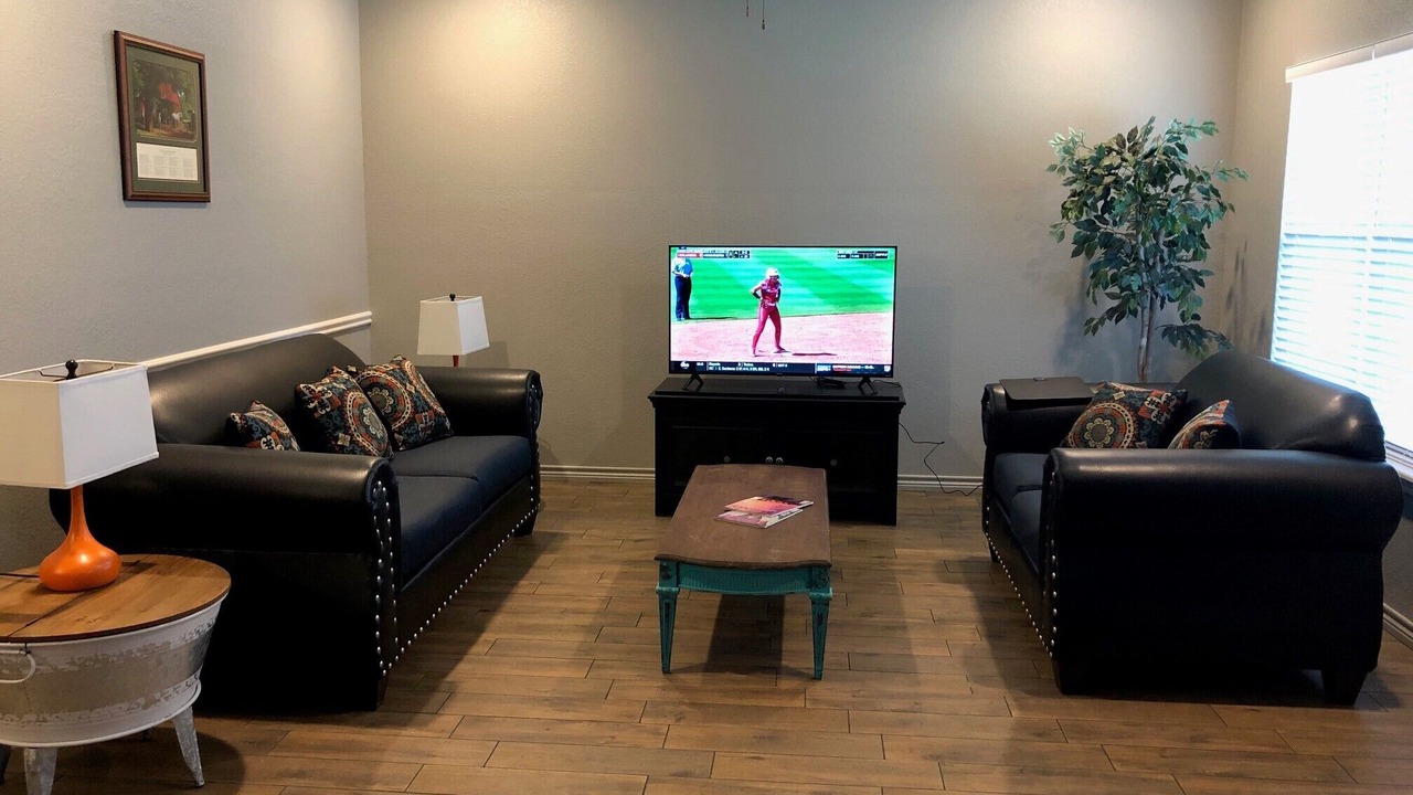 Photo of Livingroom in Tyler