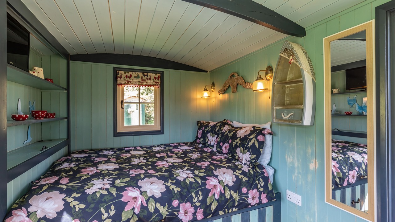 Photo of Bedroom in Frampton