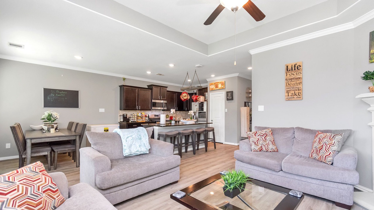 Photo of Livingroom in Fall Creek