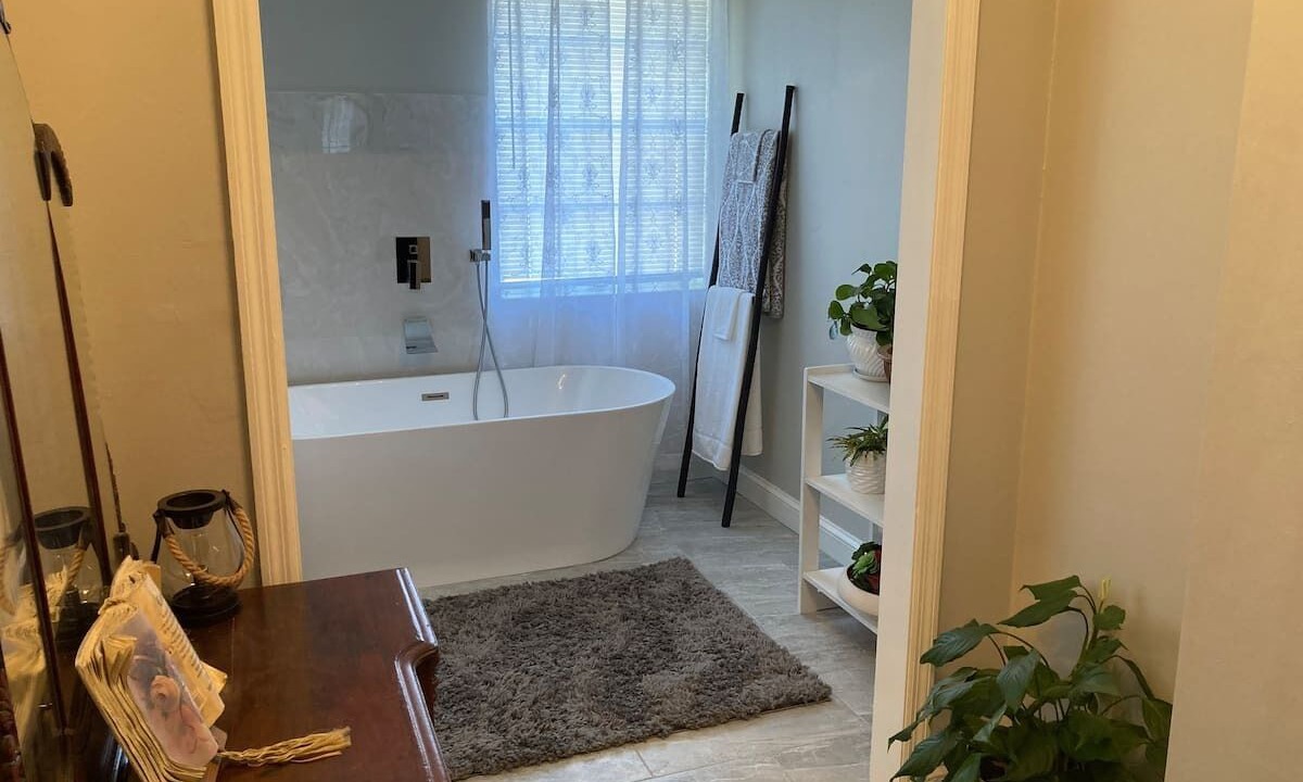 Photo of Bathroom in Savannah