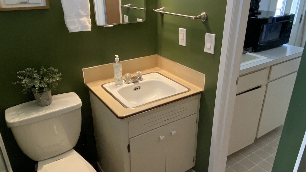 Photo of Bathroom in West Wenatchee