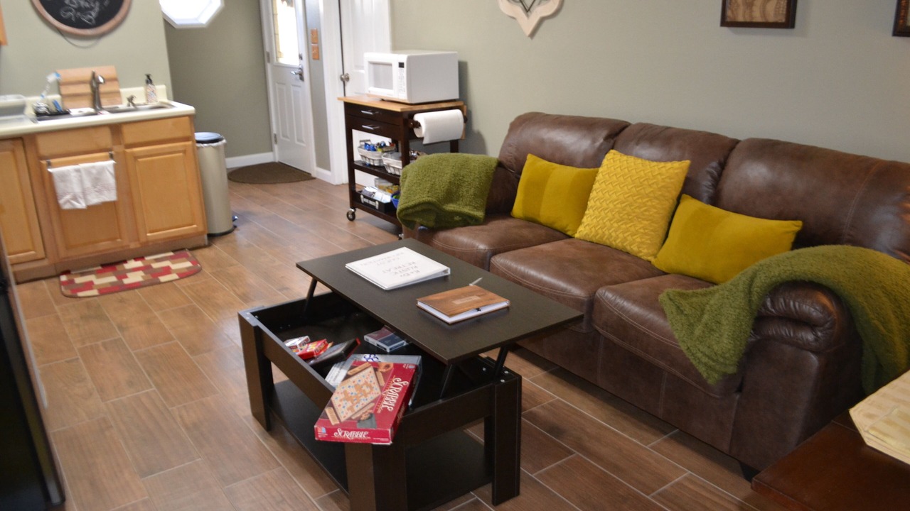 Photo of Livingroom in Whispering Hills