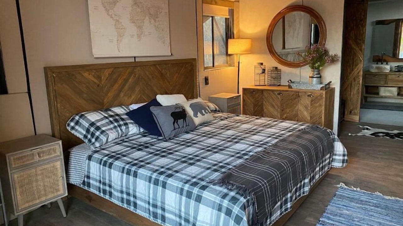 Photo of Bedroom in Camp Swift