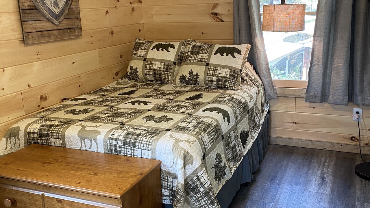 Photo of Bedroom in Heber Springs