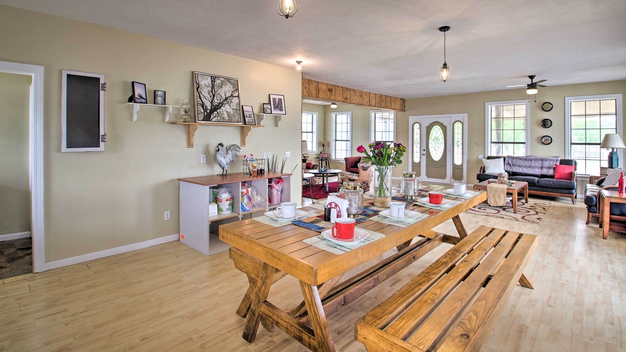 Photo of Livingroom in Nevada County