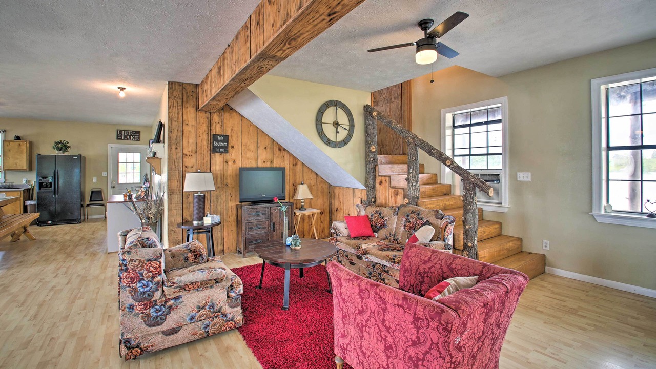 Photo of Bedroom in Nevada County