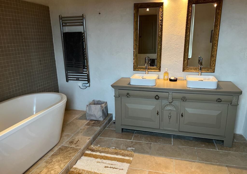 Photo of Bathroom in La Bastide-d'Engras