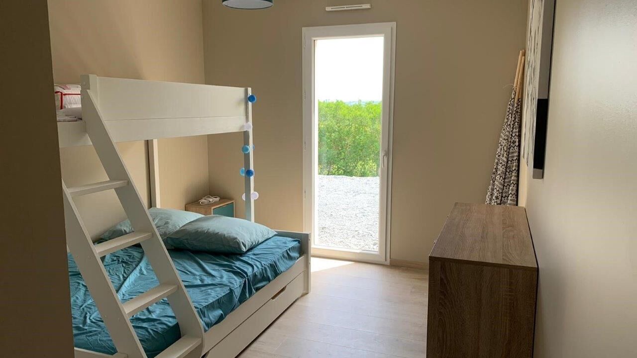 Photo of Bedroom in Saint-Martin-aux-Chartrains