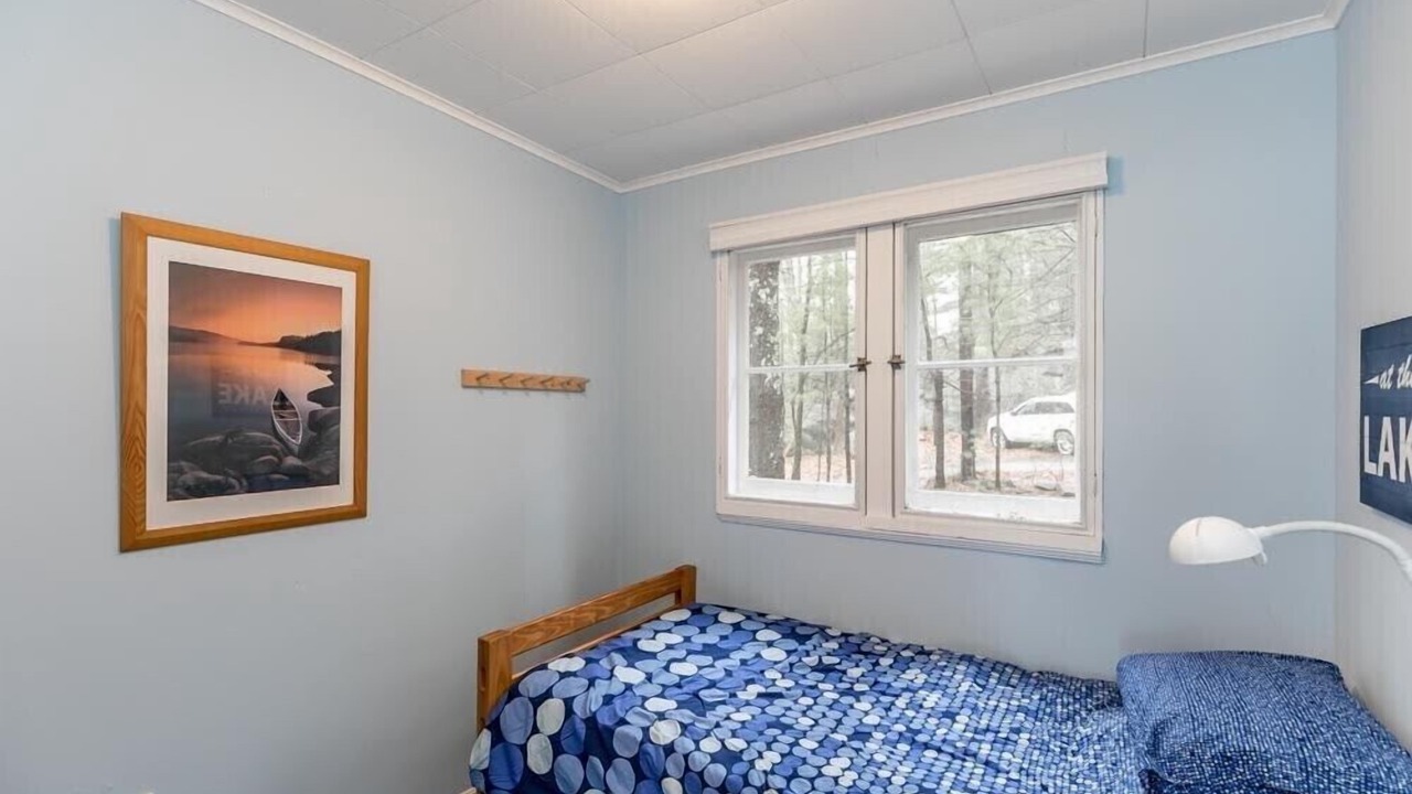 Photo of Bedroom in Muskoka Lakes