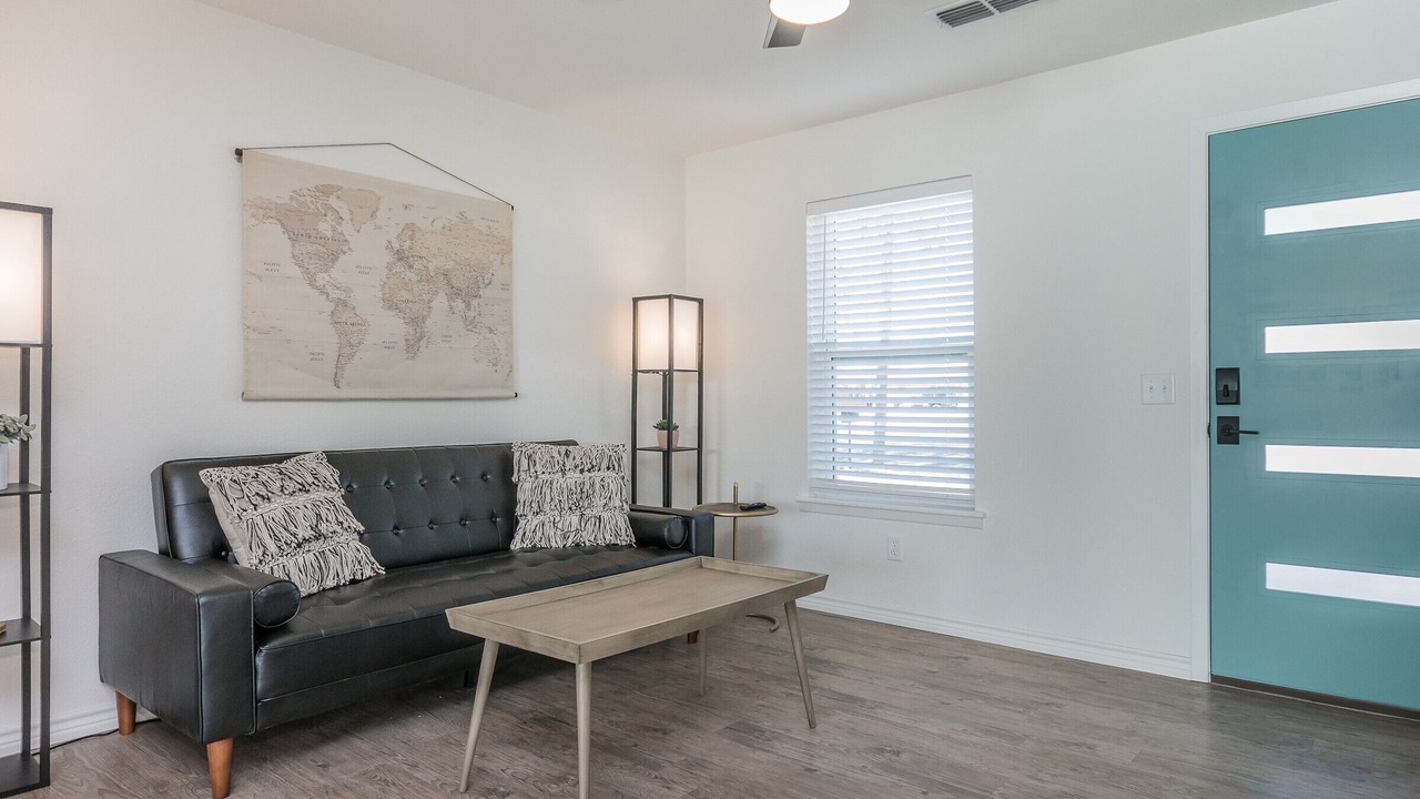 Photo of Livingroom in Dumas