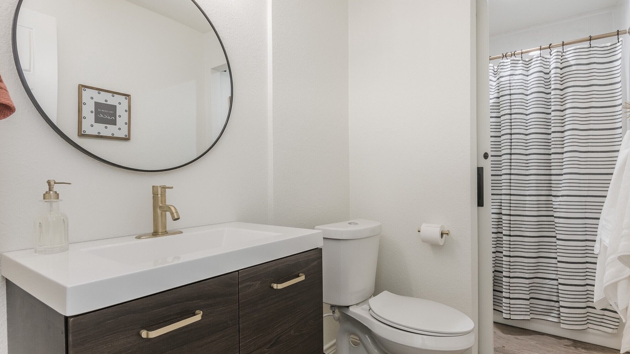 Photo of Bathroom in Dumas