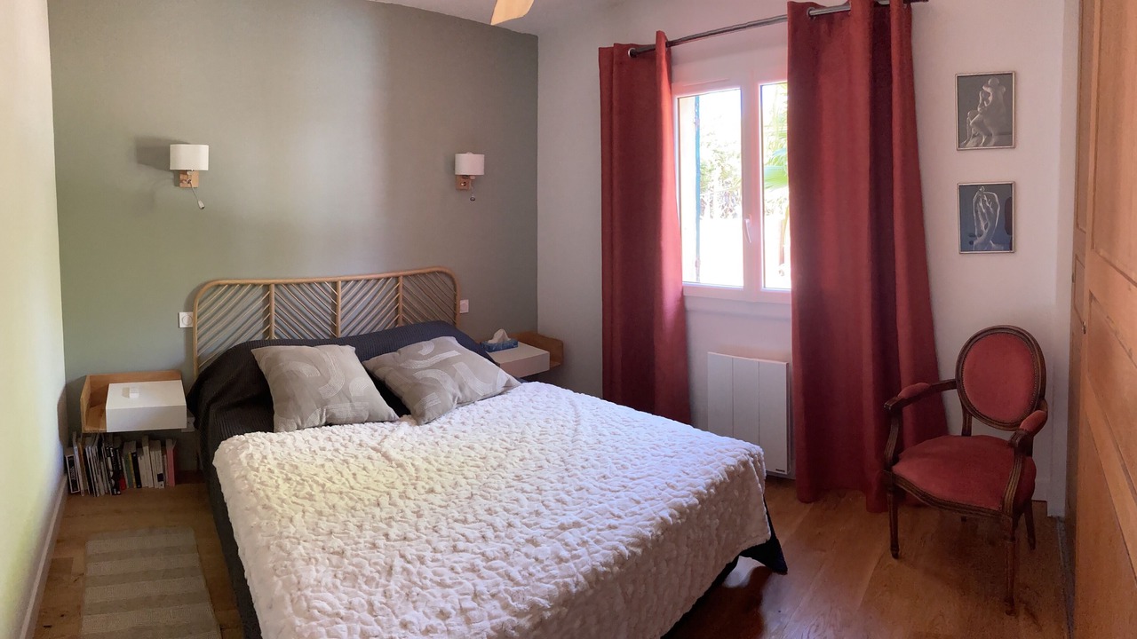 Photo of Bedroom in Pujaut