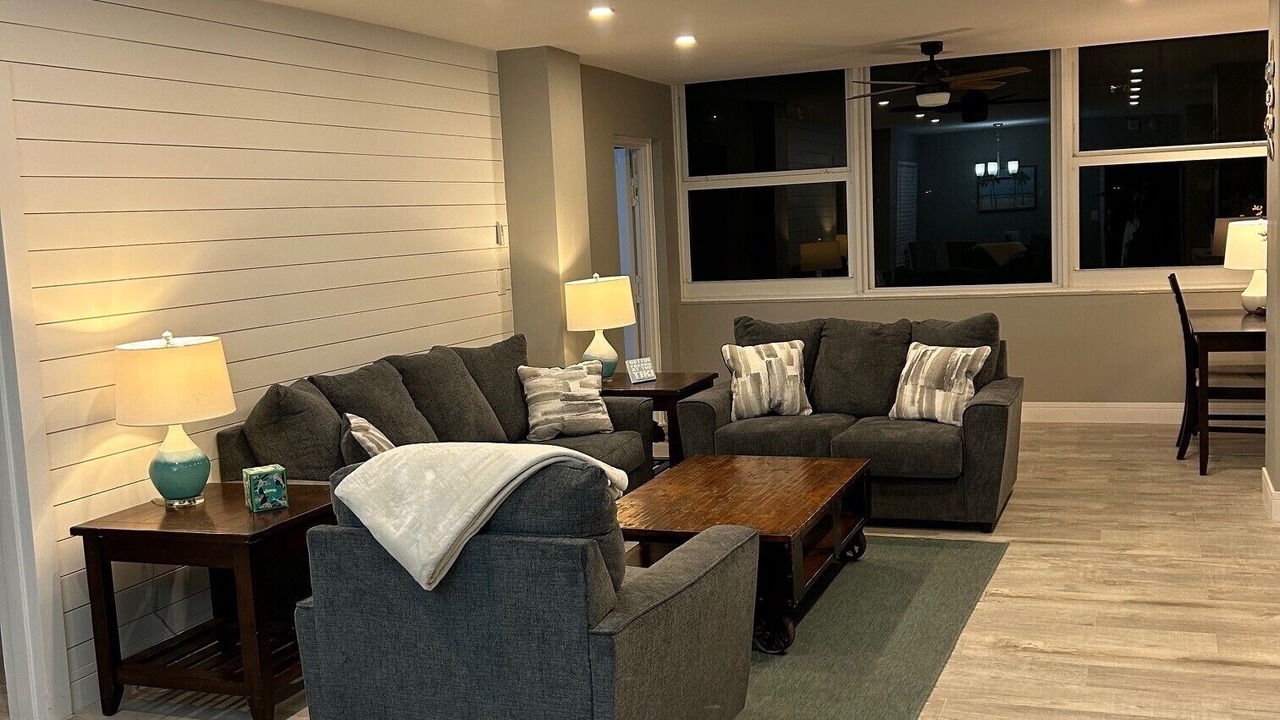 Photo of Livingroom in Galt Mile