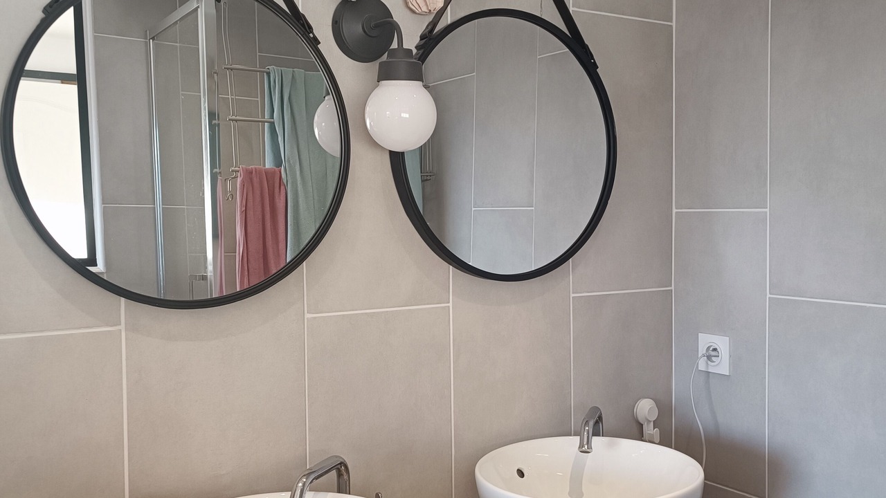 Photo of Bathroom in Brie-et-Angonnes