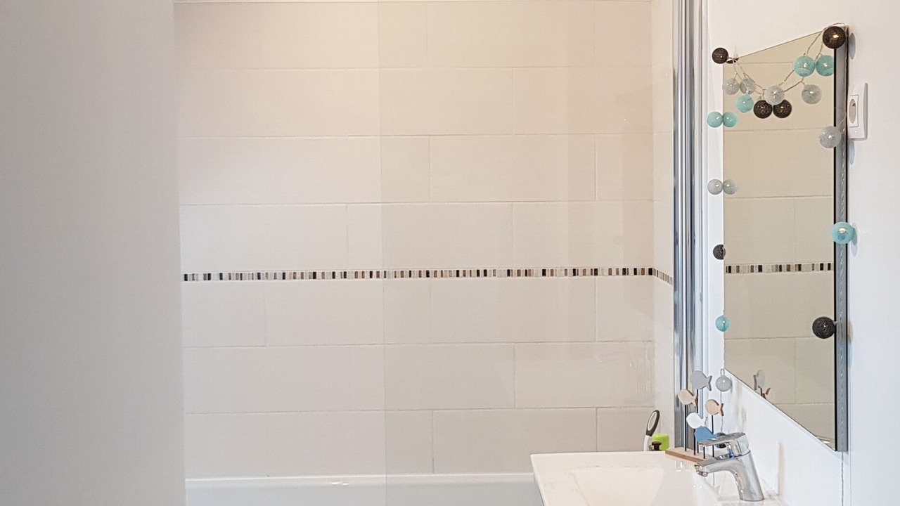 Photo of Bathroom in Ouistreham