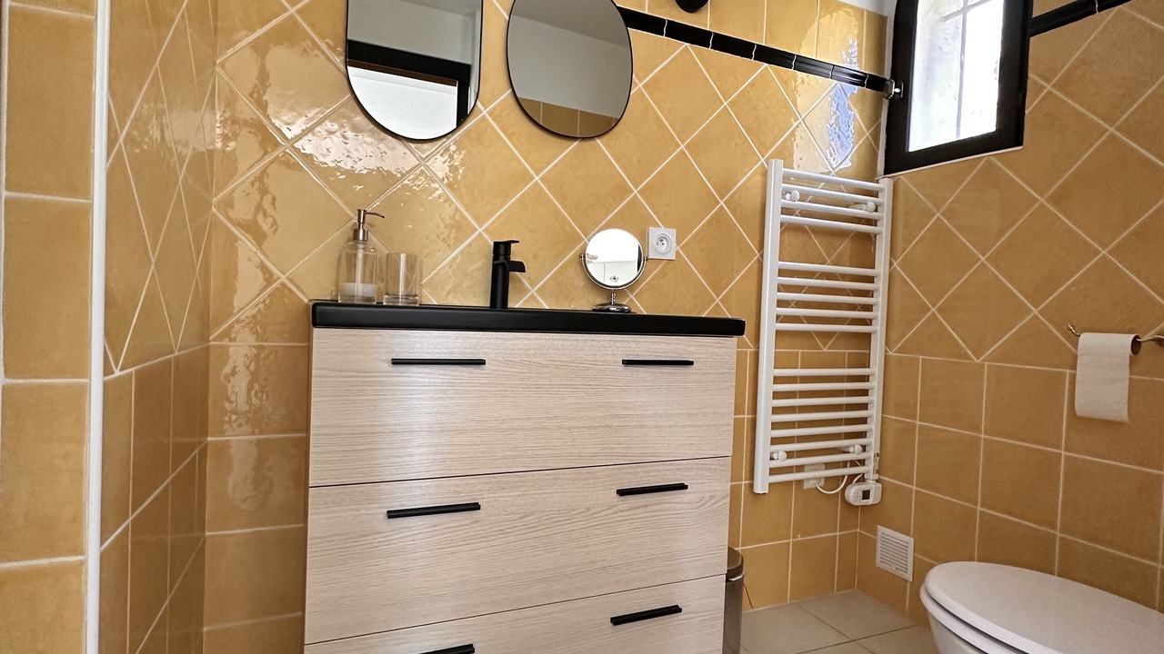 Photo of Bathroom in Saint-Cezaire-sur-Siagne