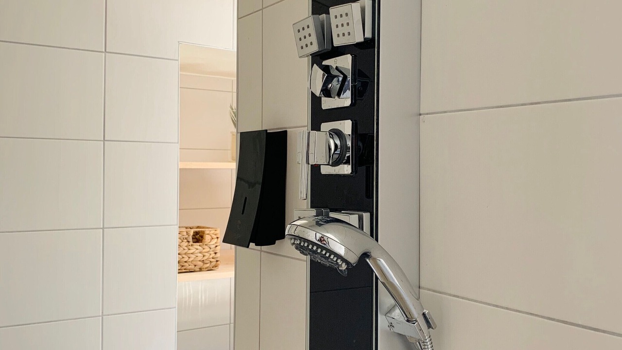 Photo of Bathroom in Sallertaine