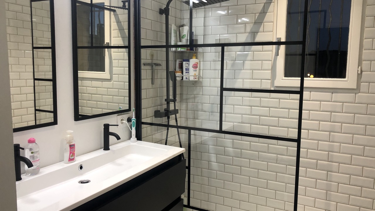 Photo of Bathroom in Le Lavandou