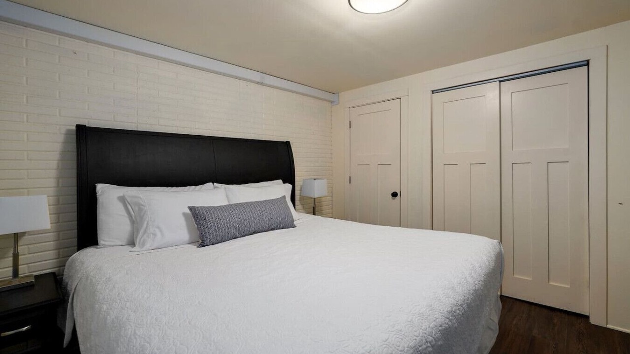 Photo of Bedroom in Lampe