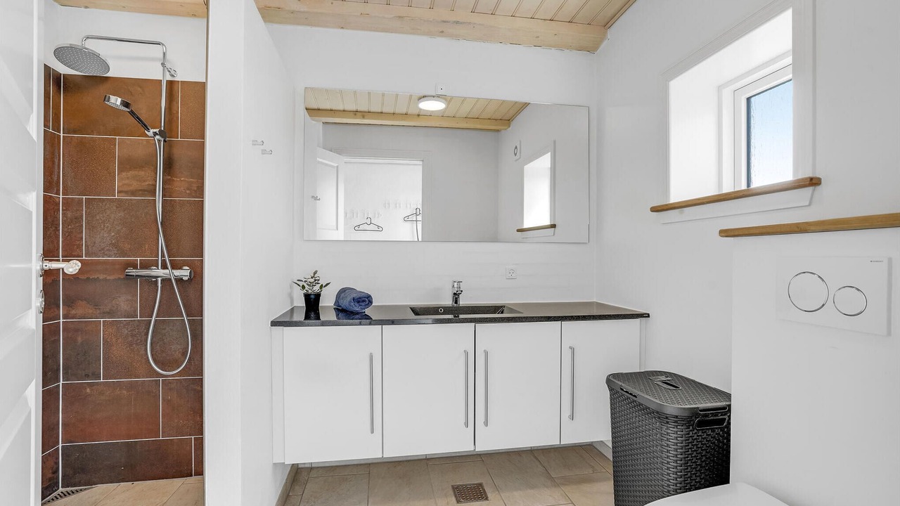 Photo of Bathroom in Harboore