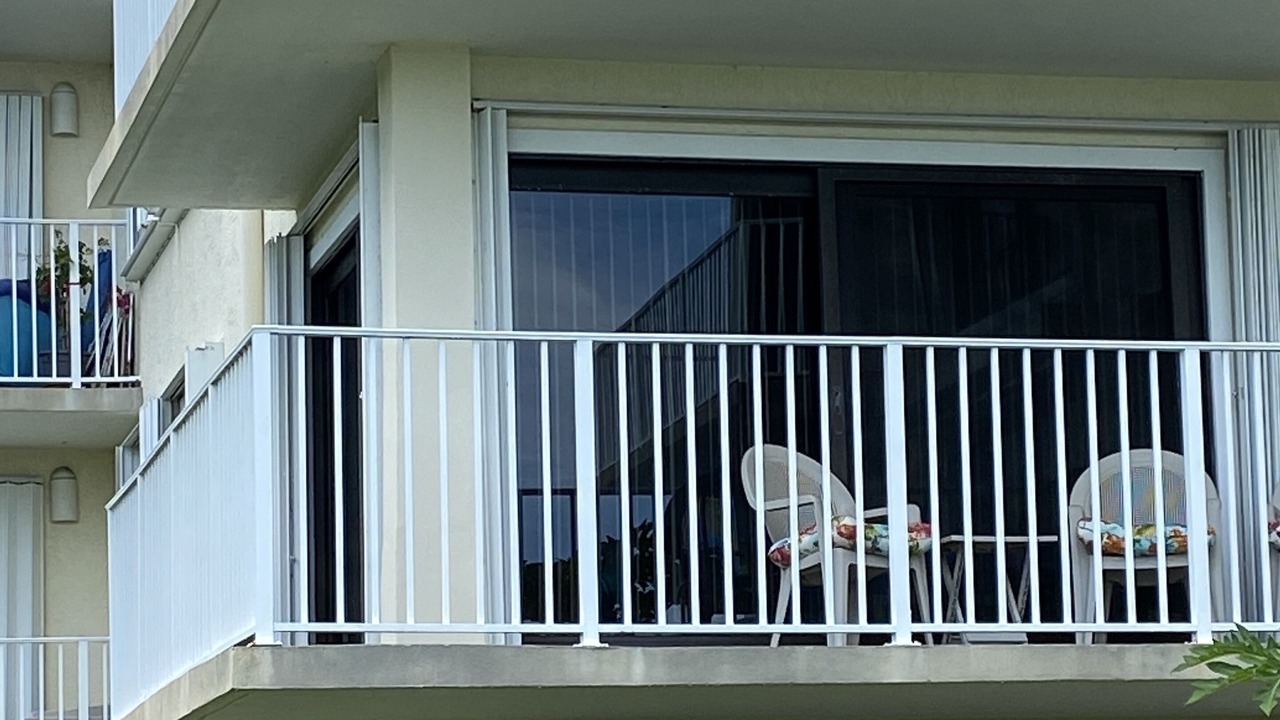 Photo of Patio Balcony in Central Beach