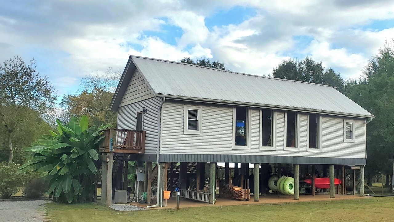 Photo of Others in Benton