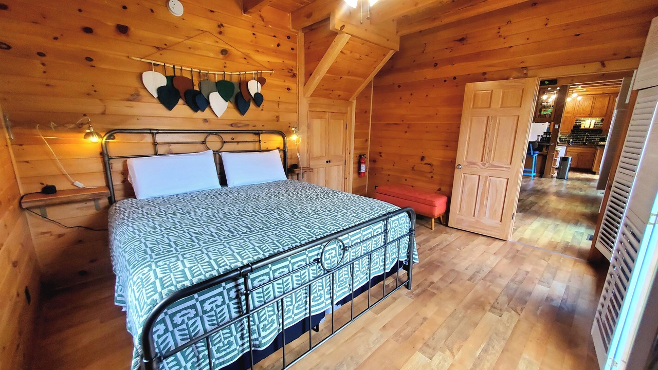 Photo of Others in Benton