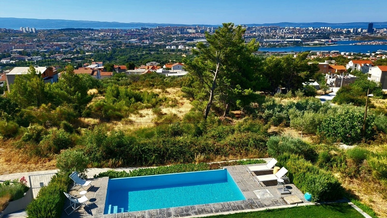 Photo of Outdoor in Solin