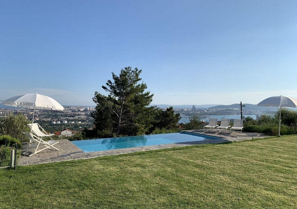 Photo of Outdoor in Solin