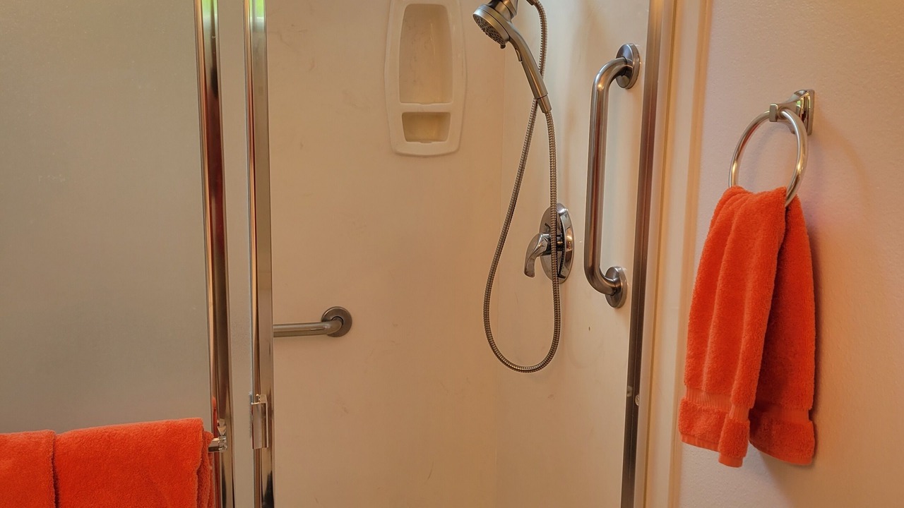 Photo of Bathroom in Desert Palms