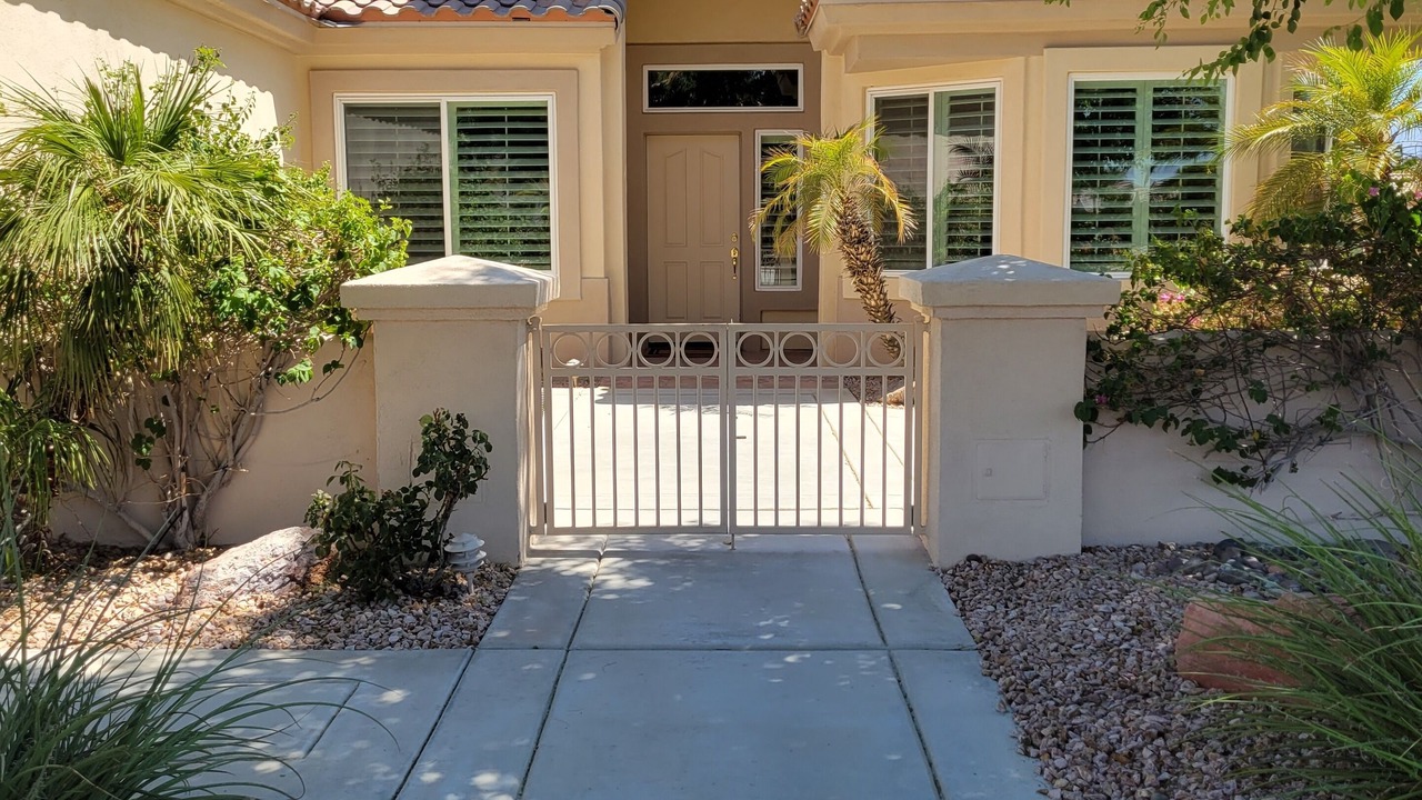 Photo of Outdoor in Desert Palms