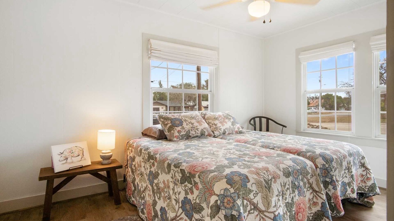 Photo of Bedroom in Bandera