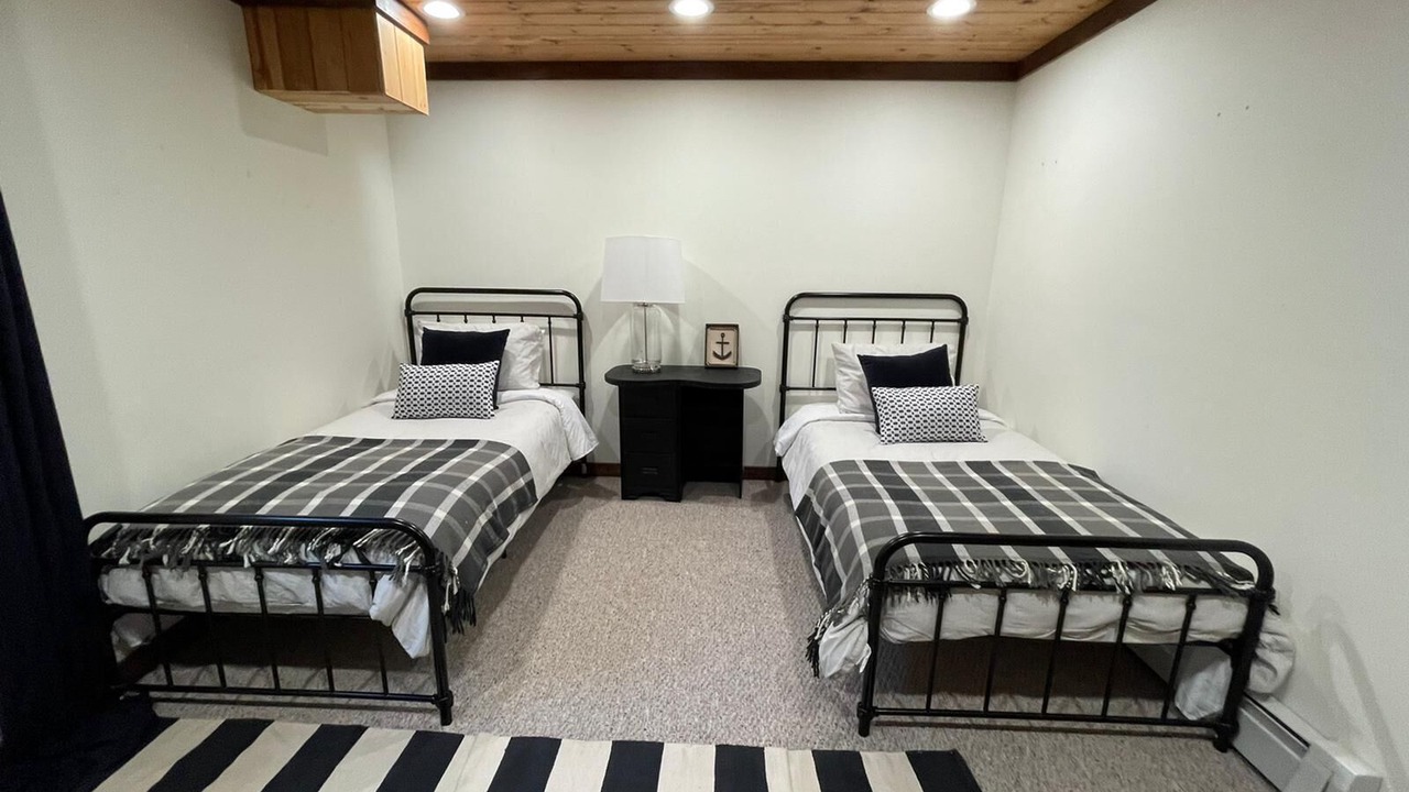 Photo of Bedroom in Lake Geneva
