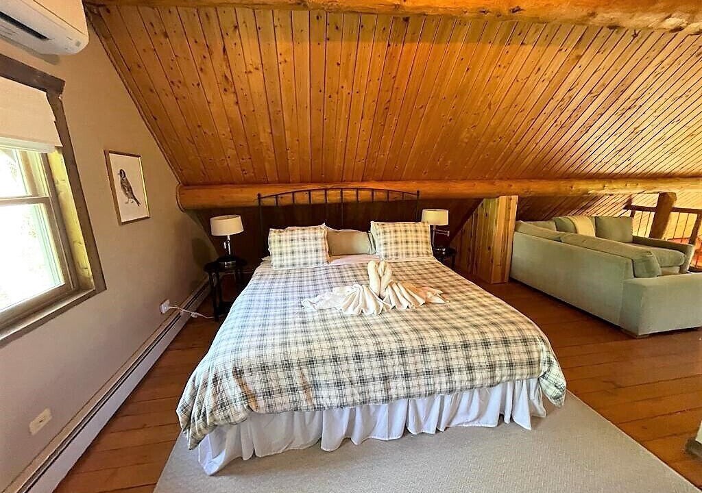 Photo of Bedroom in Lake Geneva