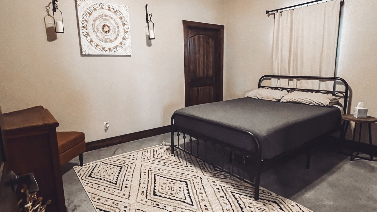Photo of Bedroom in Clay County